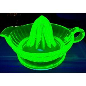 Green Uranium Glass Juicer Reamer Citrus Press Squeezer Handled Ribbed Vtg #4
